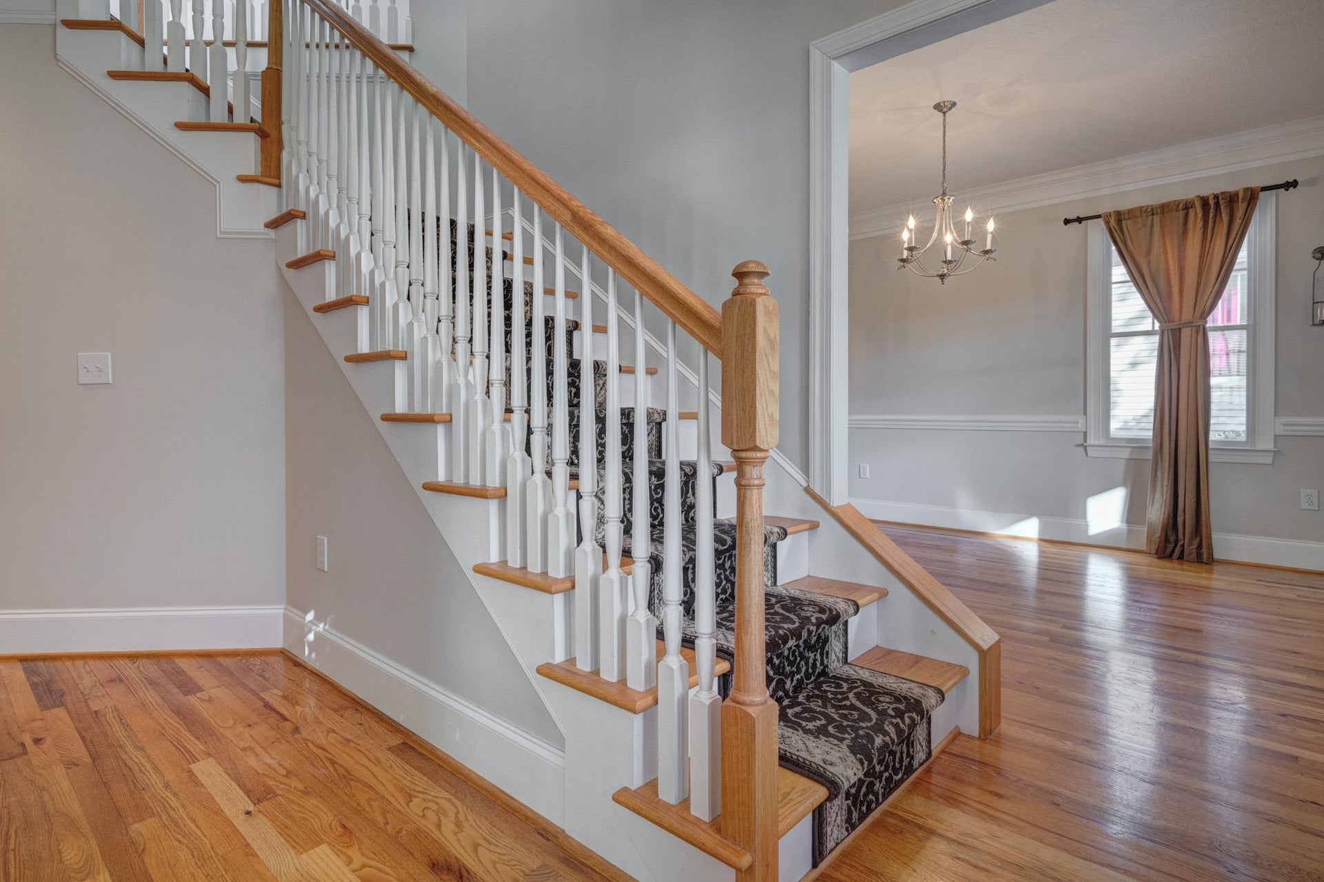 811 Village Way, Blacksburg, VA 24060