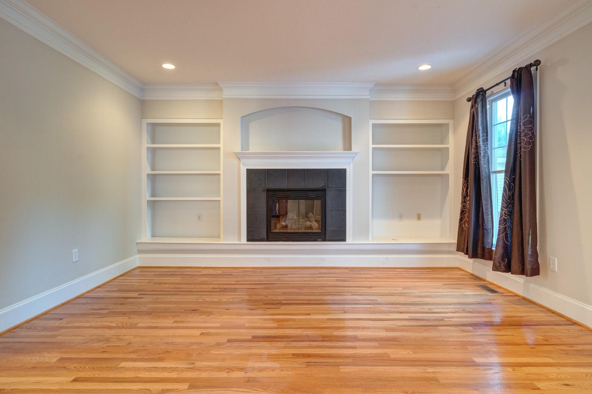 811 Village Way, Blacksburg, VA 24060