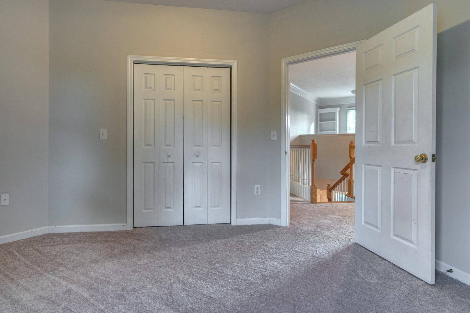 811 Village Way, Blacksburg, VA 24060