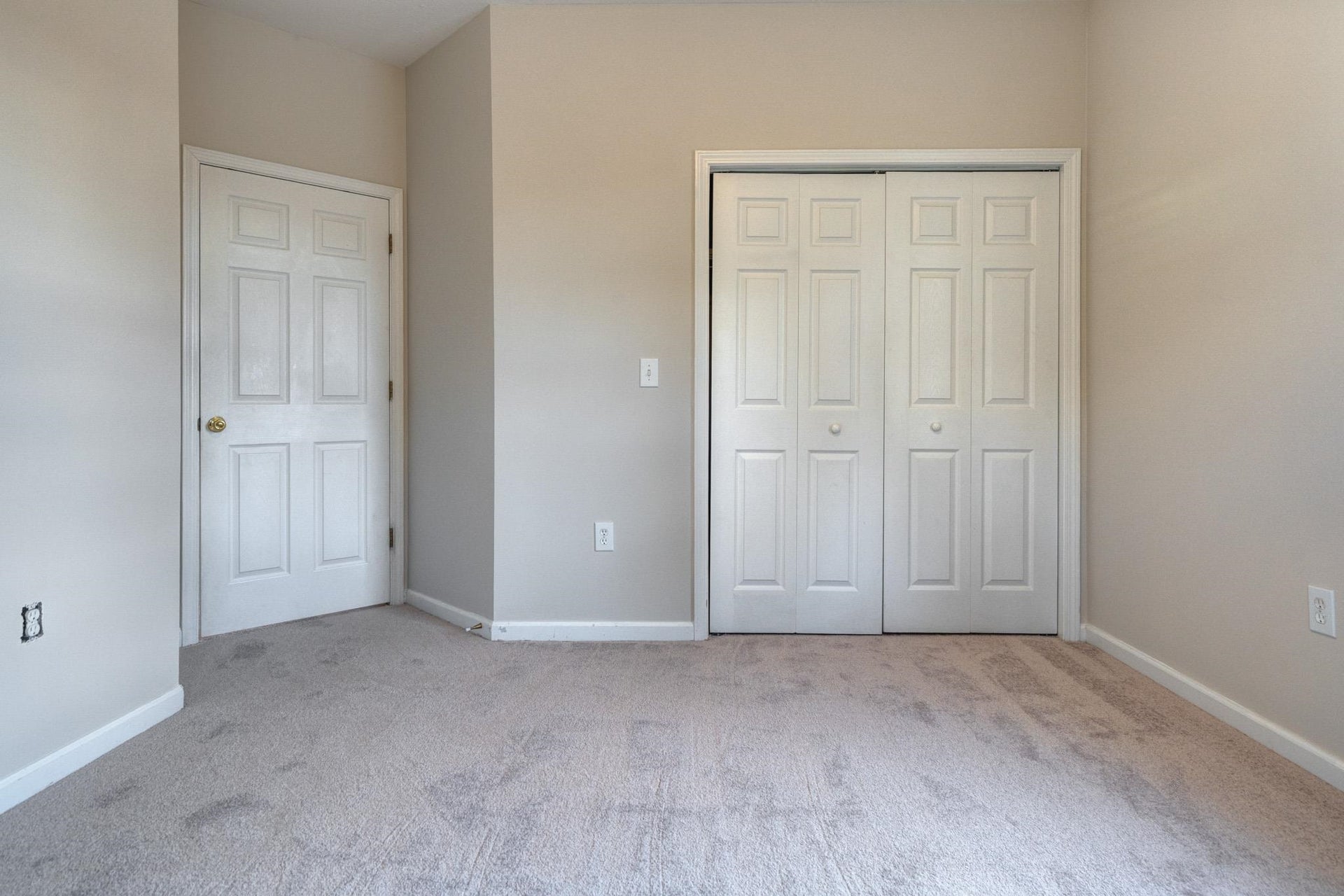 811 Village Way, Blacksburg, VA 24060