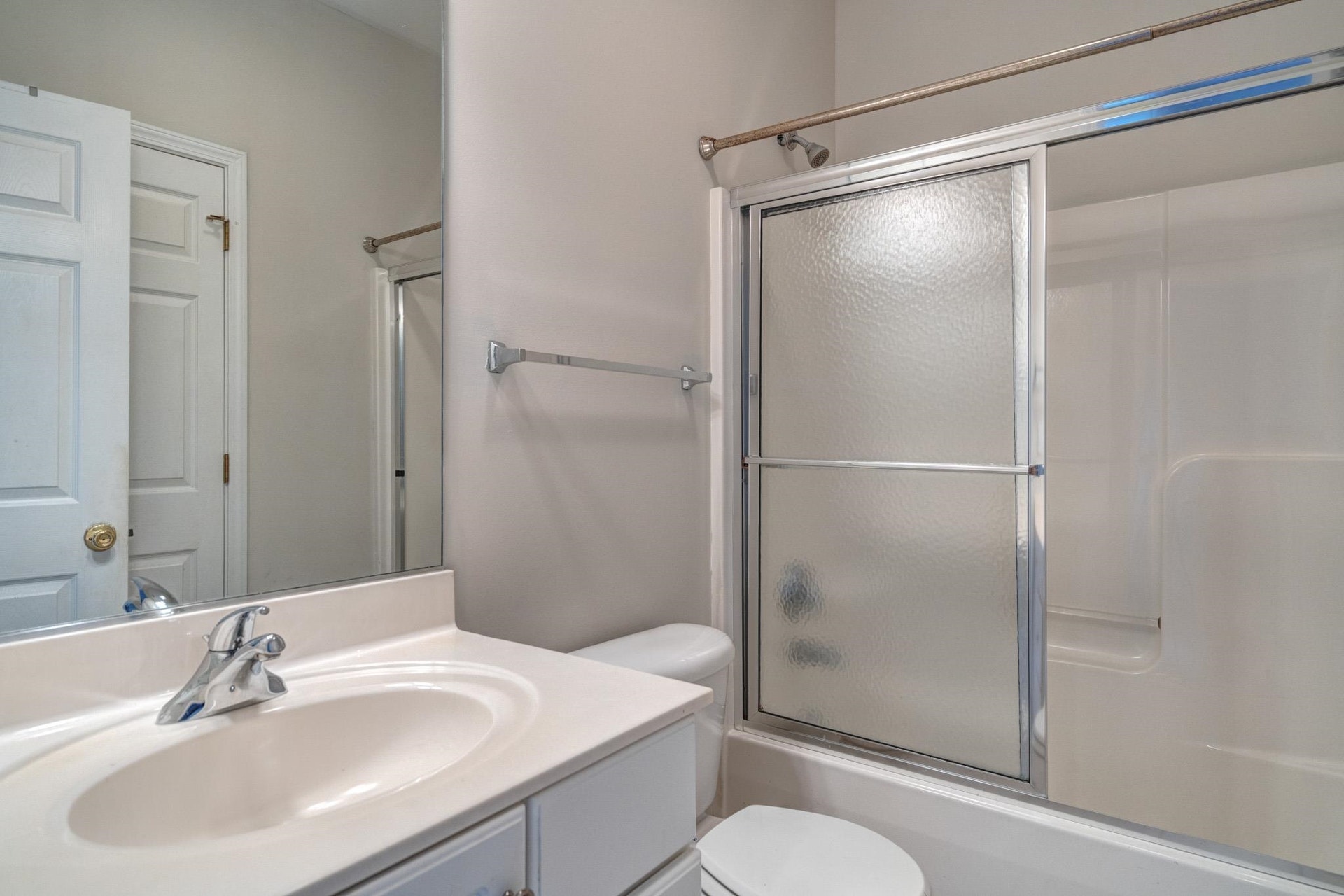 811 Village Way, Blacksburg, VA 24060