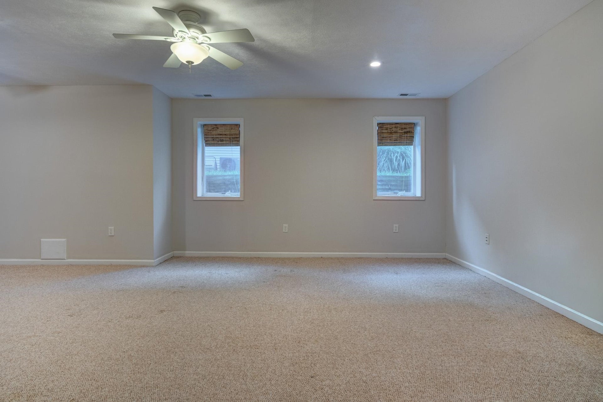 811 Village Way, Blacksburg, VA 24060