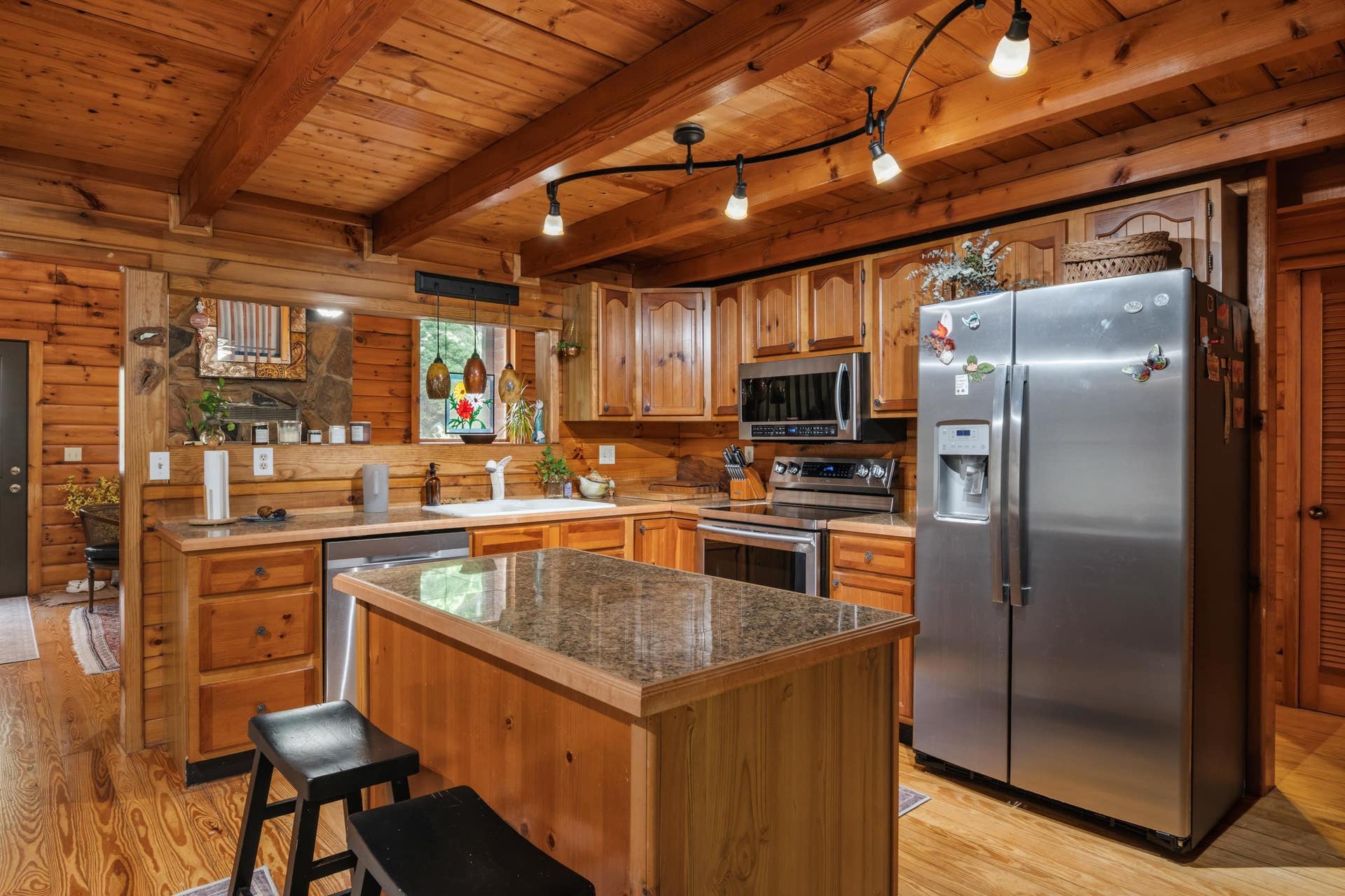 2 WINDSTREAM Court, Radford, VA 24141