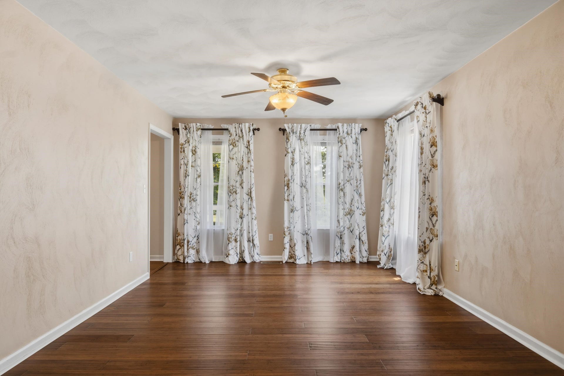 55 Sapphire Avenue, Christiansburg, VA 24073