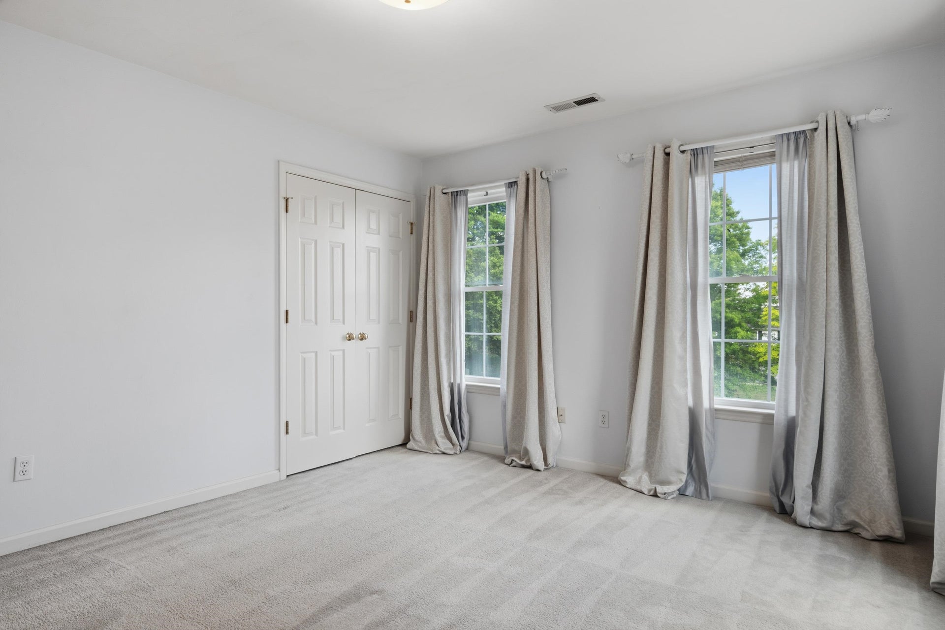55 Sapphire Avenue, Christiansburg, VA 24073