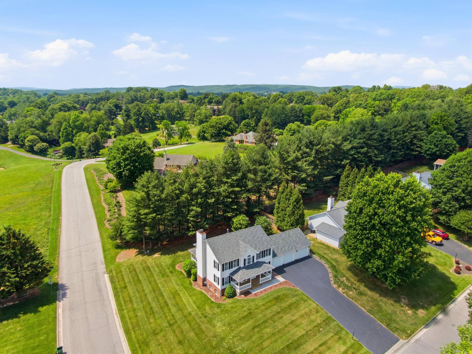 55 Sapphire Avenue, Christiansburg, VA 24073