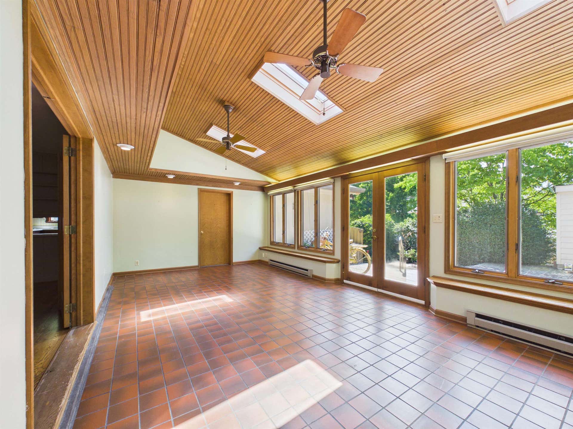 815 Hutcheson Drive, Blacksburg, VA 24060