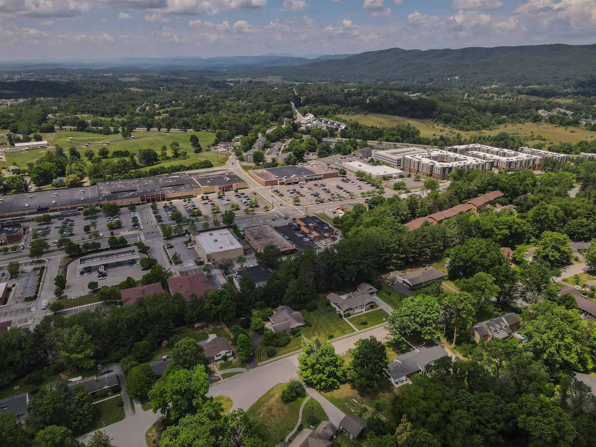 815 Hutcheson Drive, Blacksburg, VA 24060