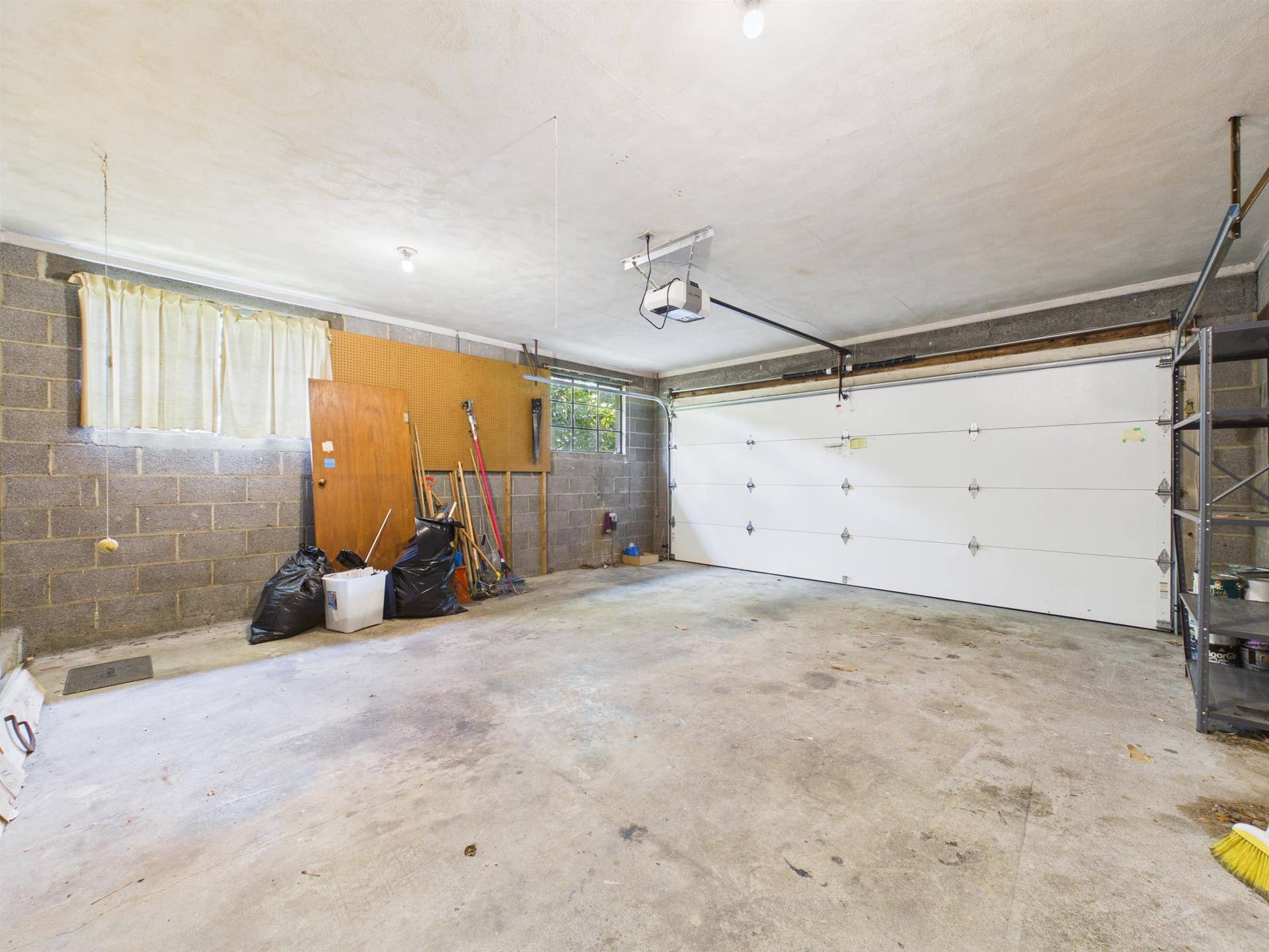 815 Hutcheson Drive, Blacksburg, VA 24060