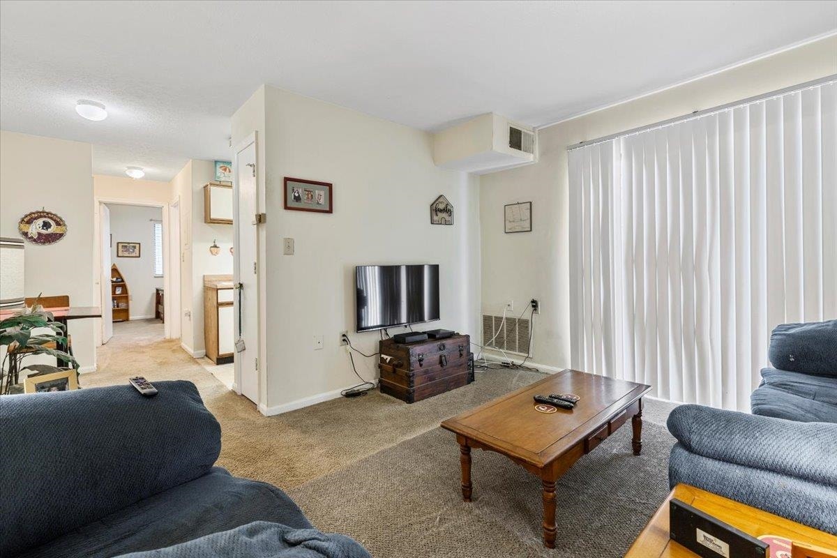 1406 University City Boulevard, Blacksburg, VA 24060