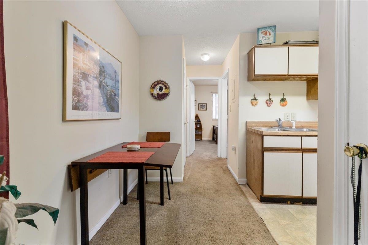 1406 University City Boulevard, Blacksburg, VA 24060