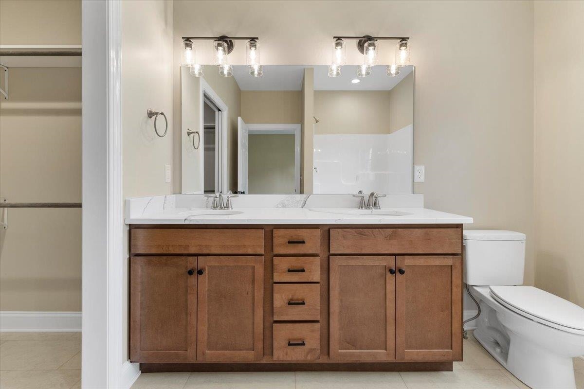 105 VINNIE Avenue, Christiansburg, VA 24073