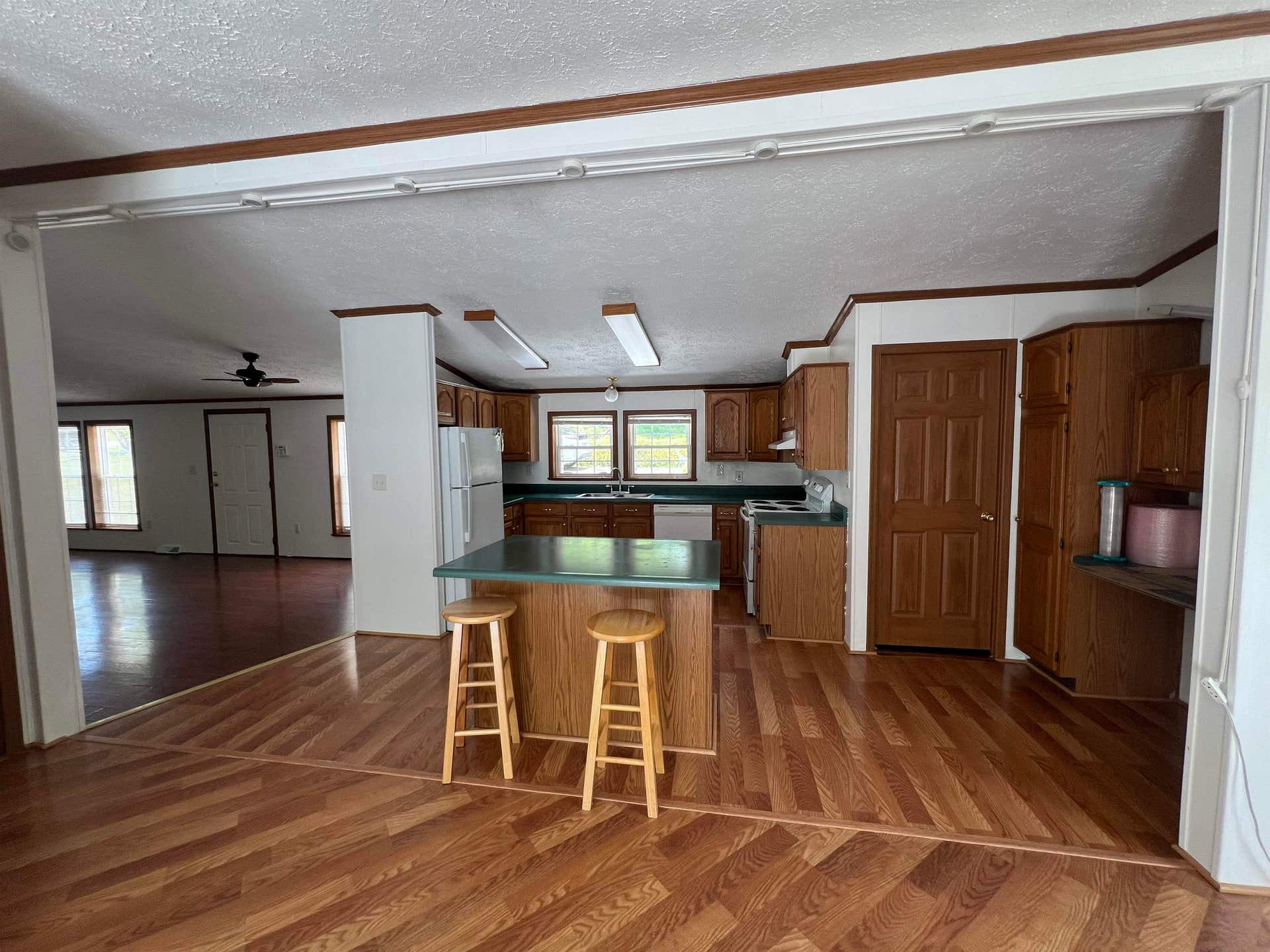 4212 CHRISTIE Lane, Christiansburg, VA 24073