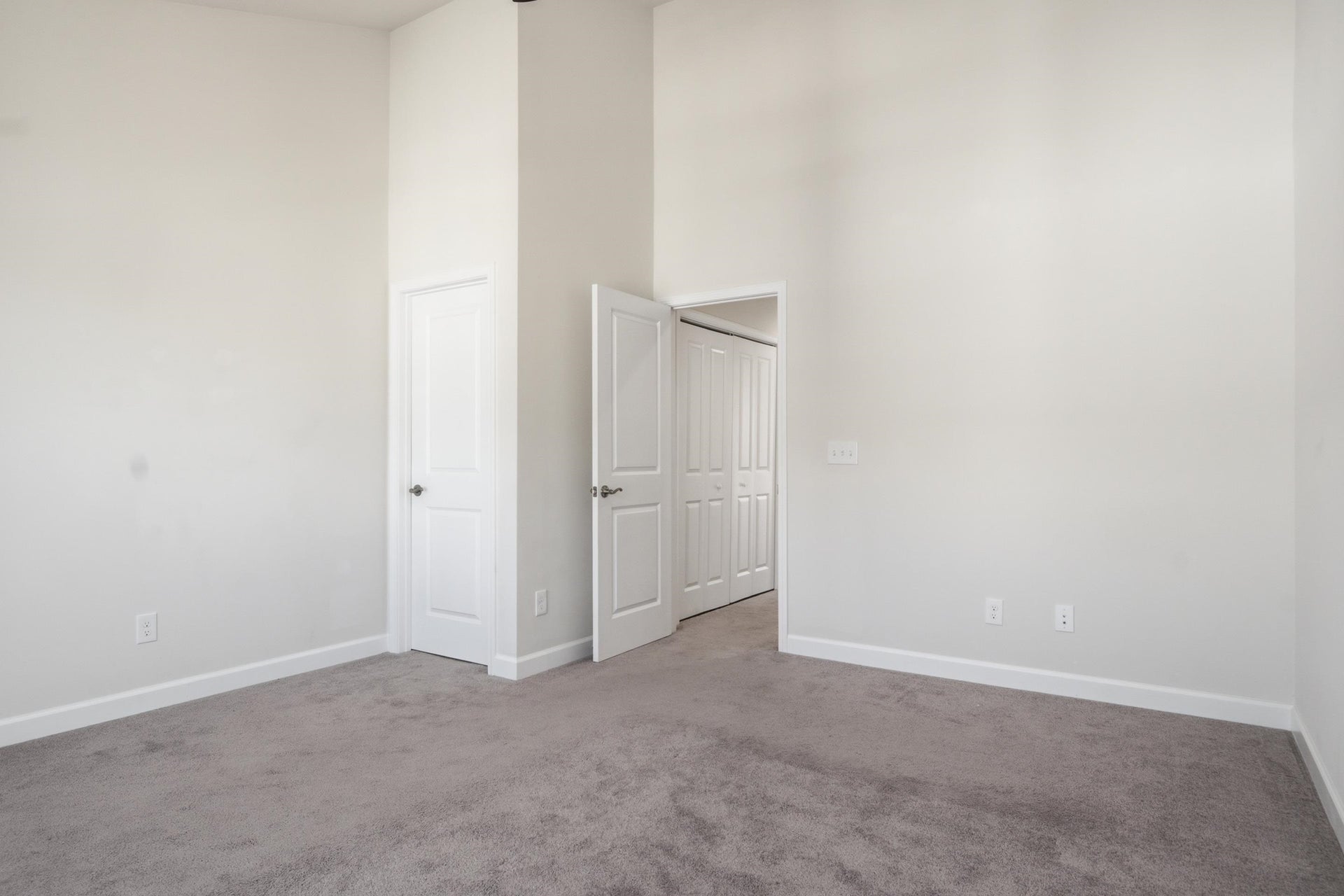300 Hamilton Avenue, Christiansburg, VA 24073