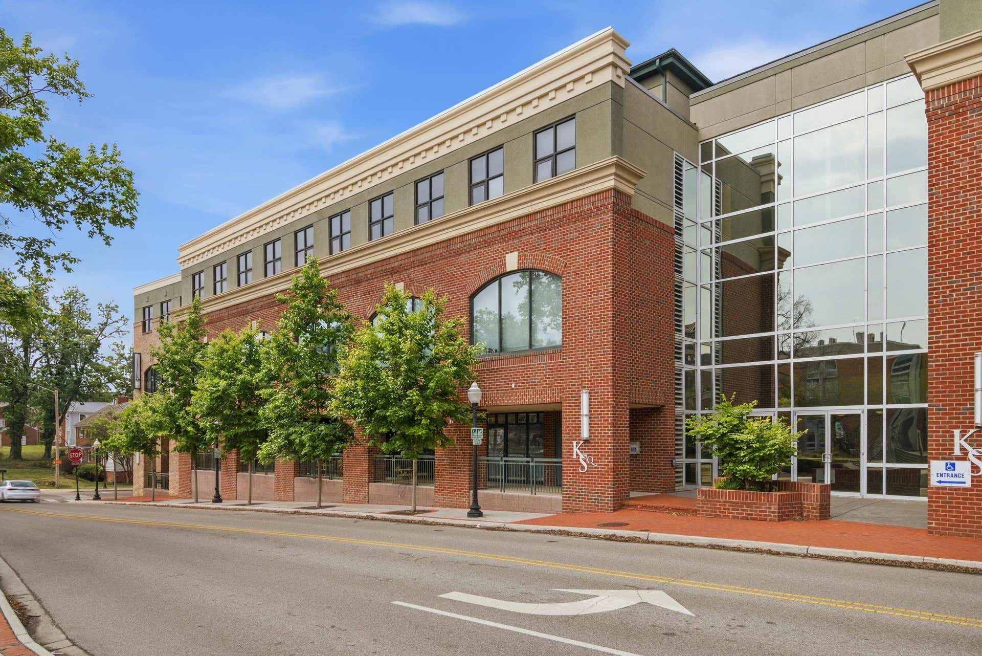 250 S MAIN Street, Blacksburg, VA 24060