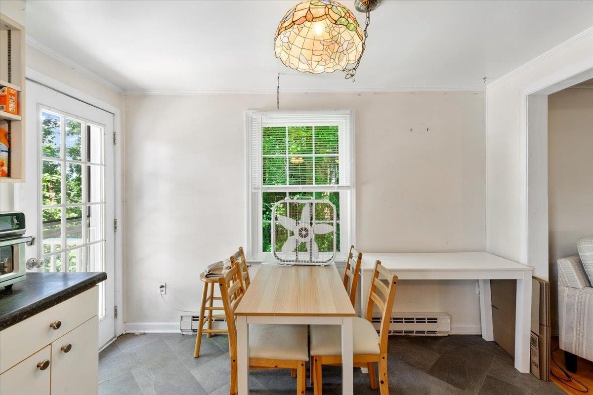1818 Gardenspring Drive, Blacksburg, VA 24060