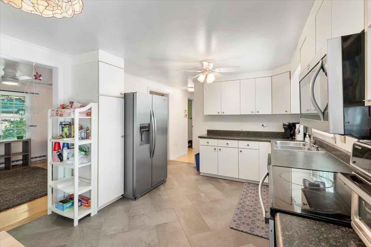 1818 Gardenspring Drive, Blacksburg, VA 24060