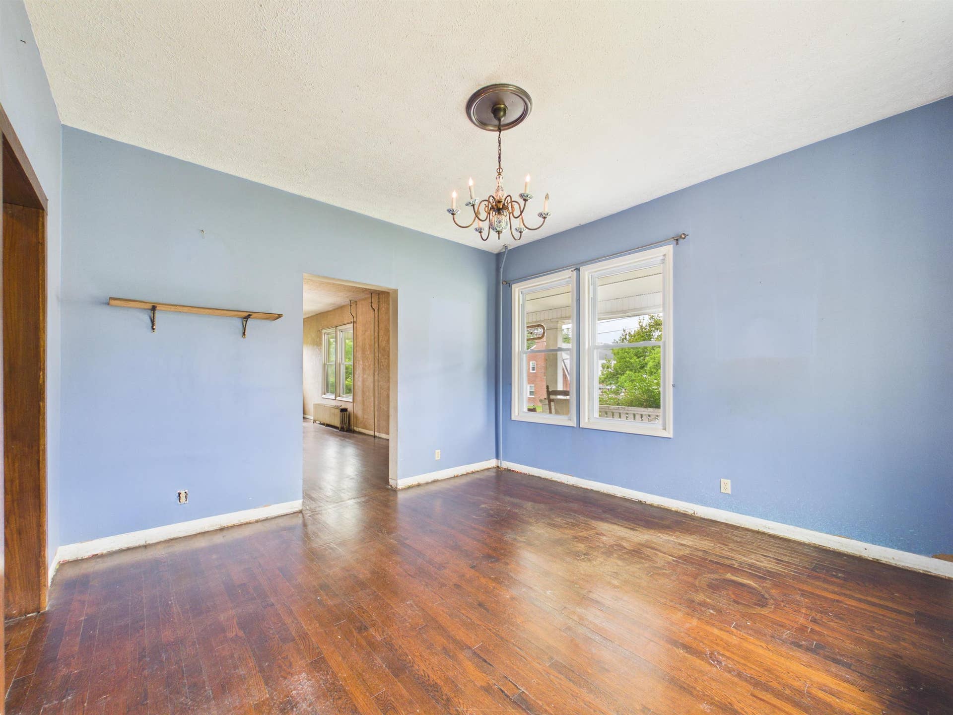 114 12TH Street, Pulaski, VA 24301