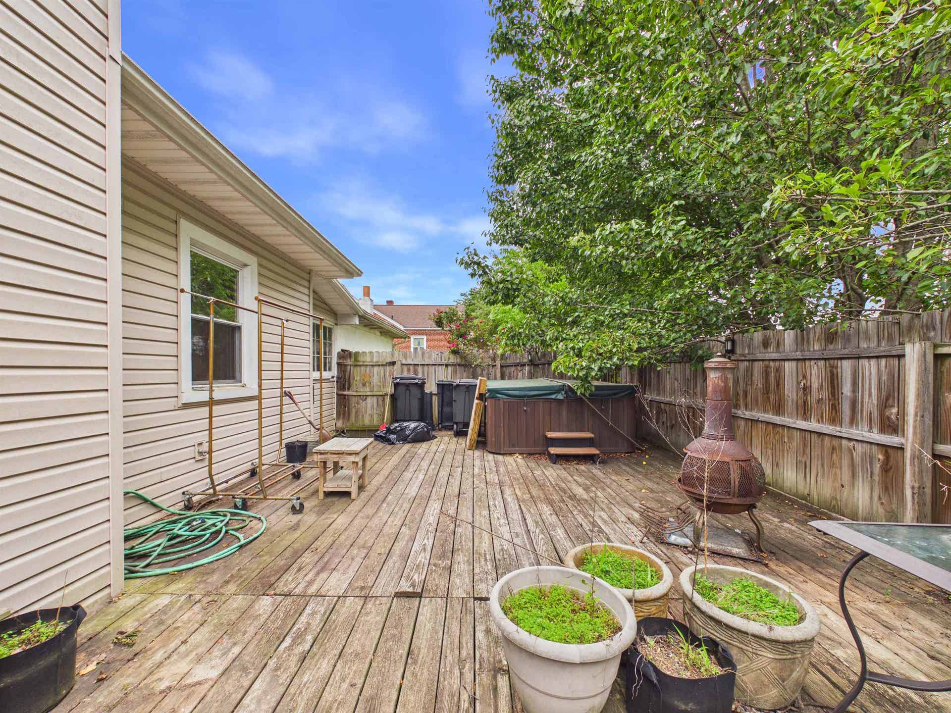 114 12TH Street, Pulaski, VA 24301