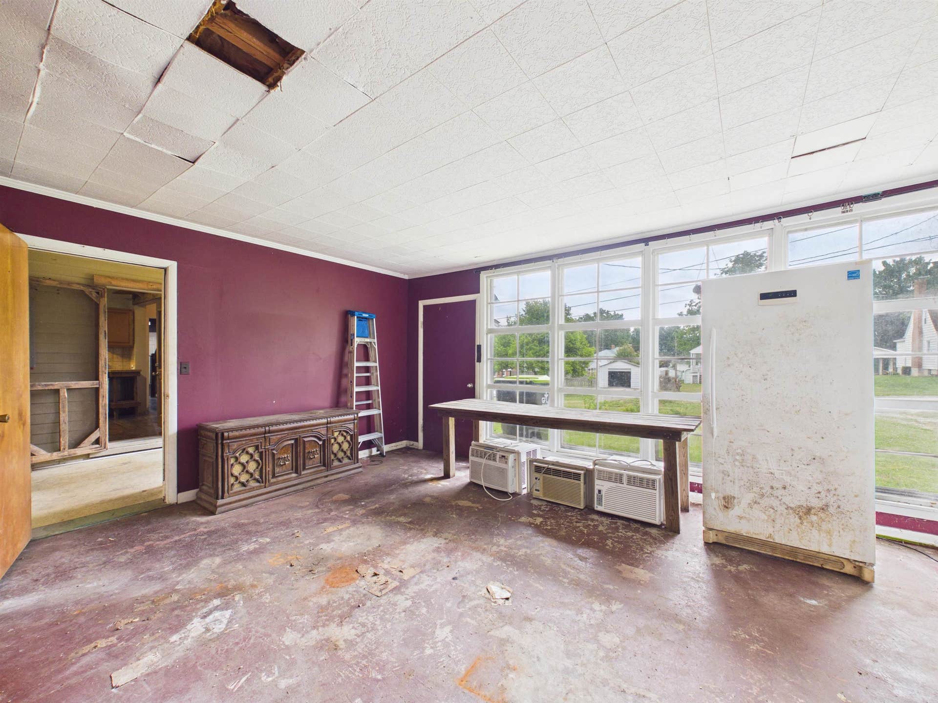 114 12TH Street, Pulaski, VA 24301