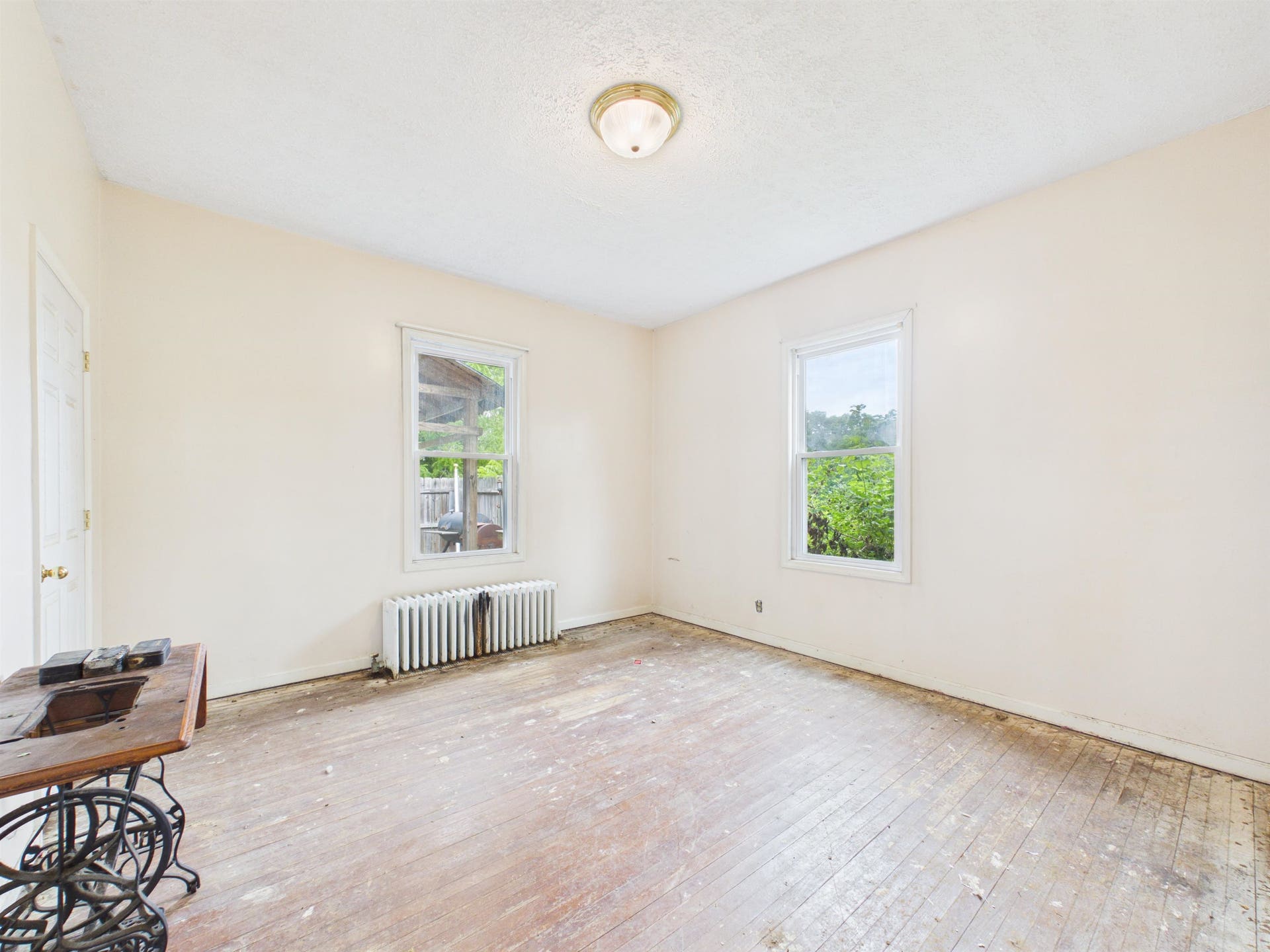 114 12TH Street, Pulaski, VA 24301
