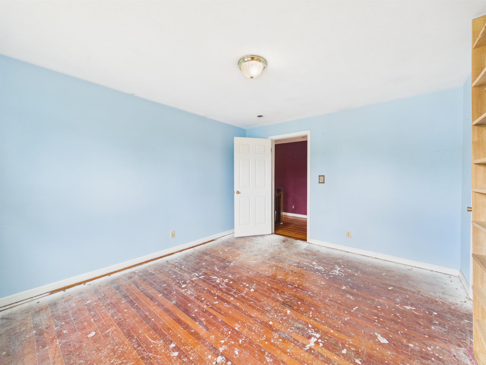 114 12TH Street, Pulaski, VA 24301