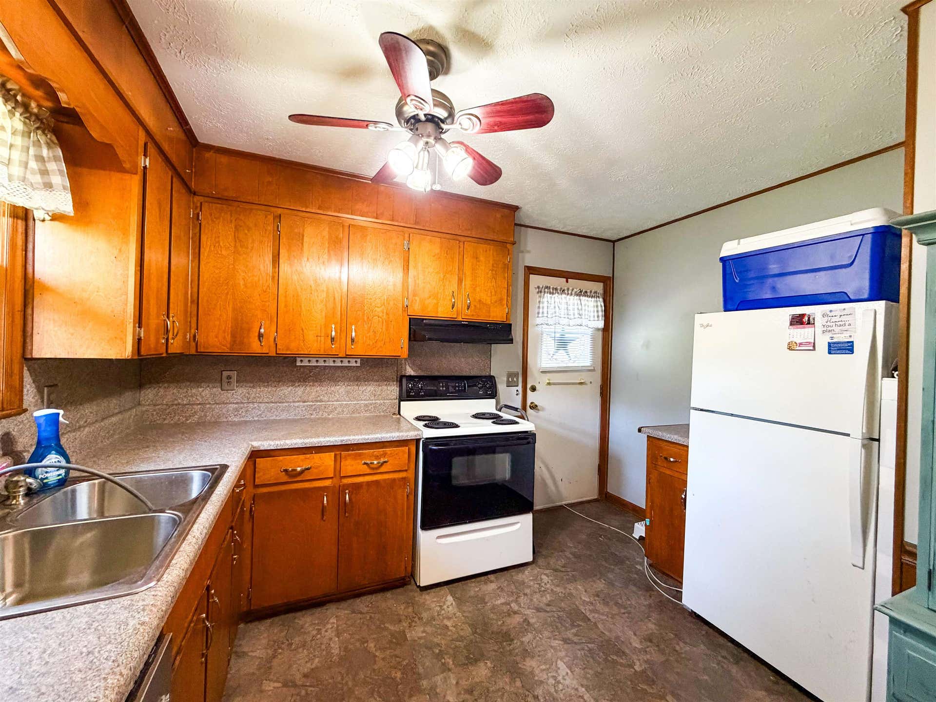 1365 Mahone Street, Christiansburg, VA 24073