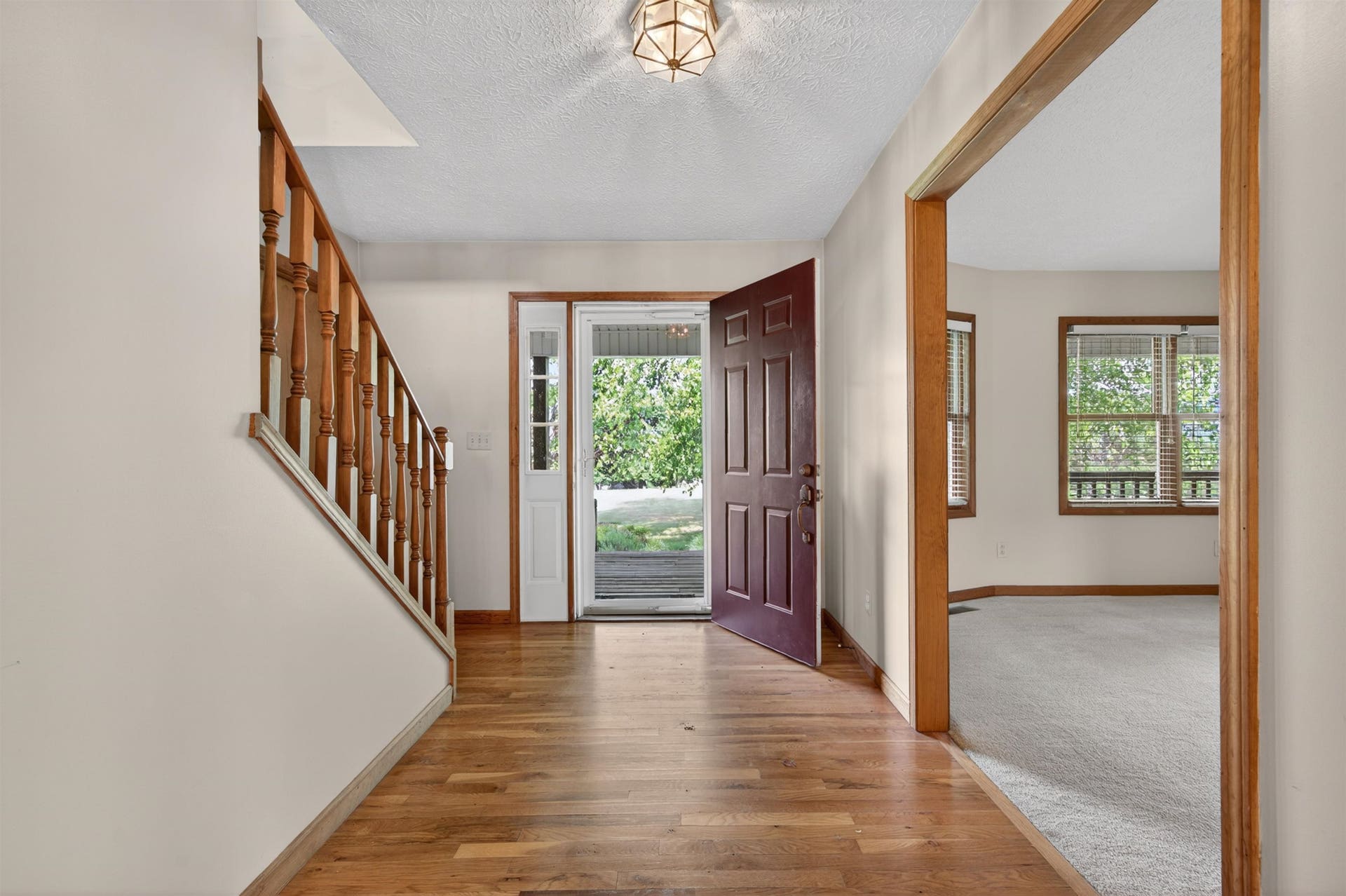 1210 VALLEY VIEW Drive, Pearisburg, VA 24134