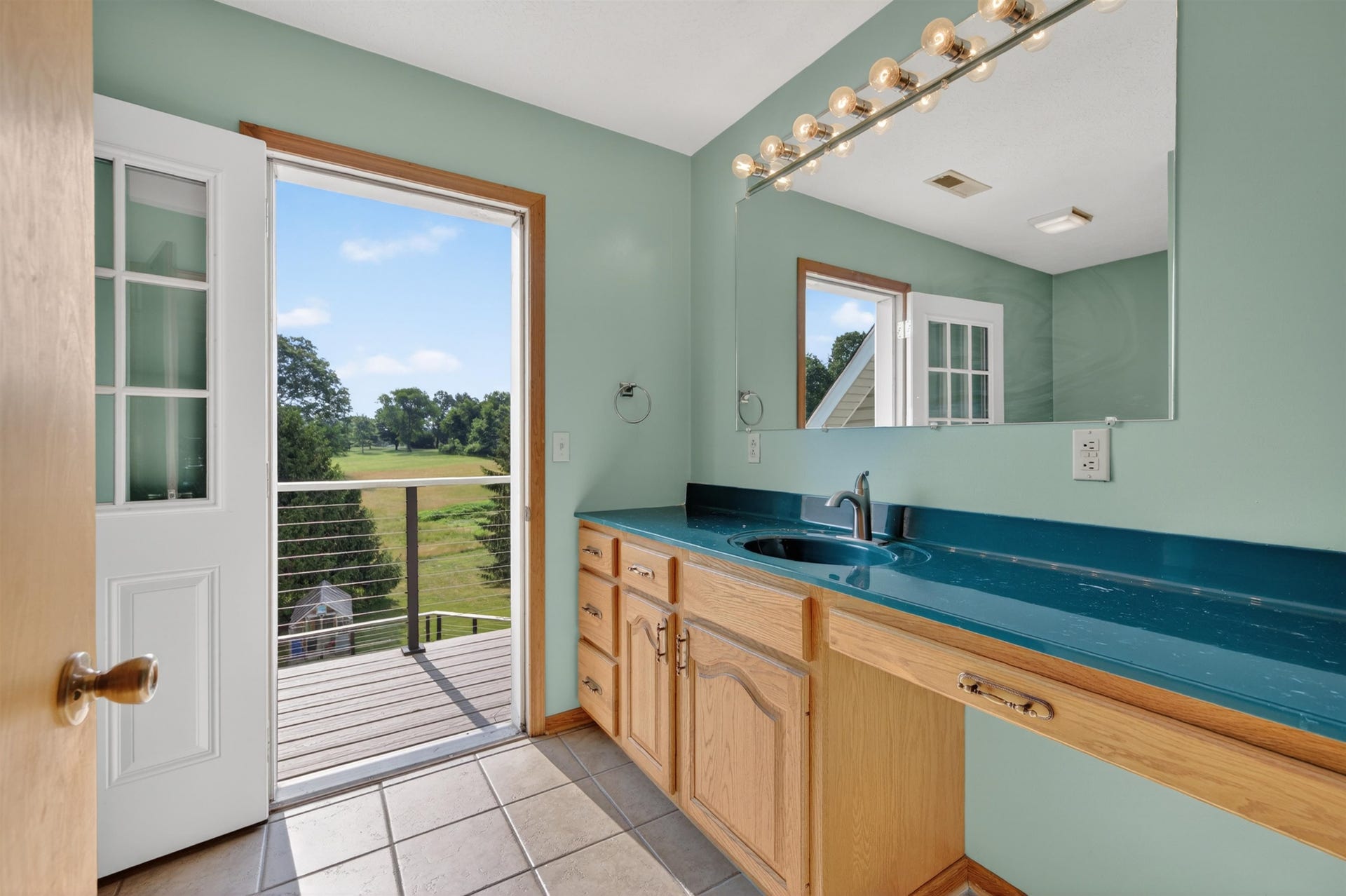 1210 VALLEY VIEW Drive, Pearisburg, VA 24134