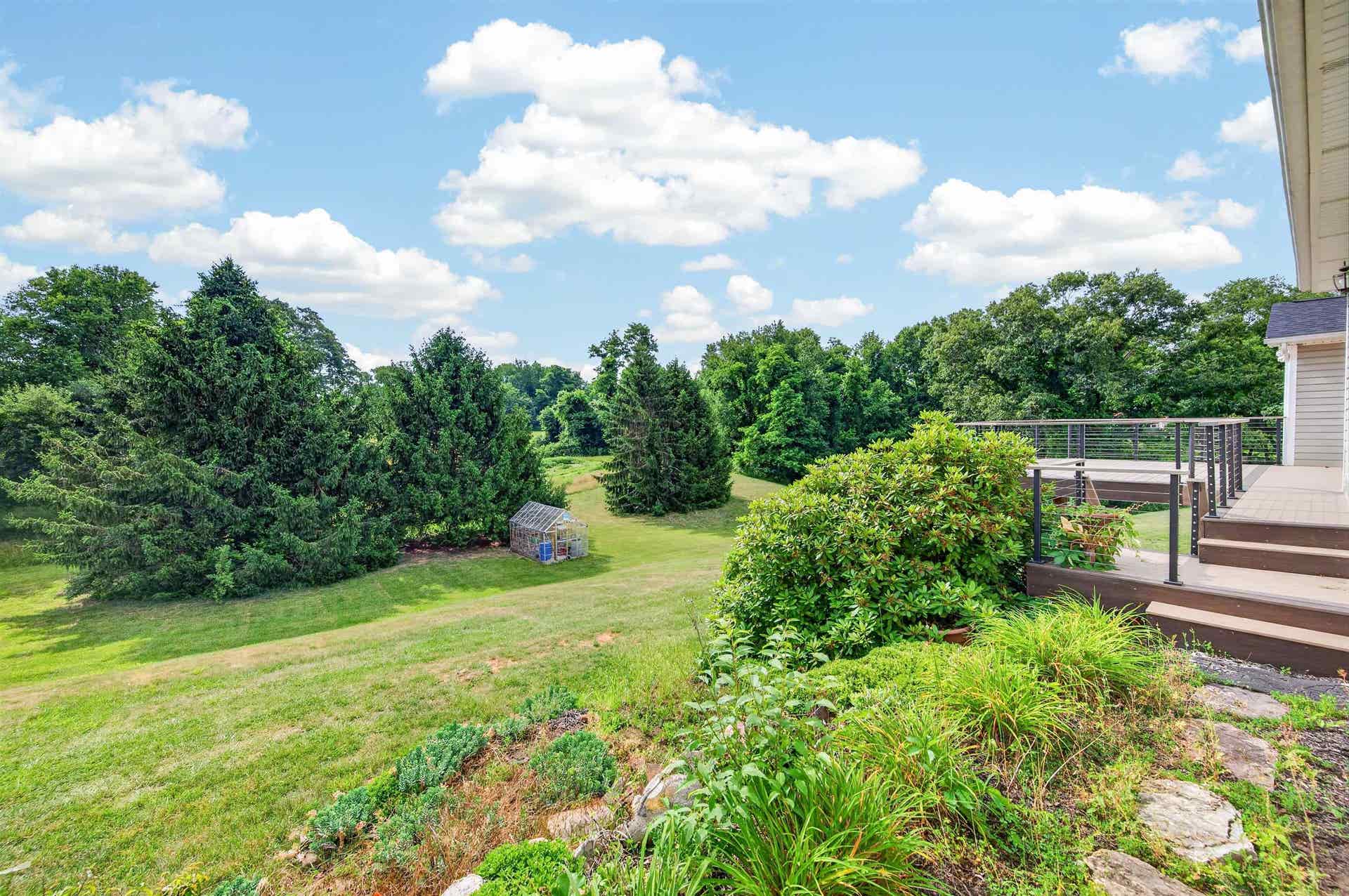1210 VALLEY VIEW Drive, Pearisburg, VA 24134