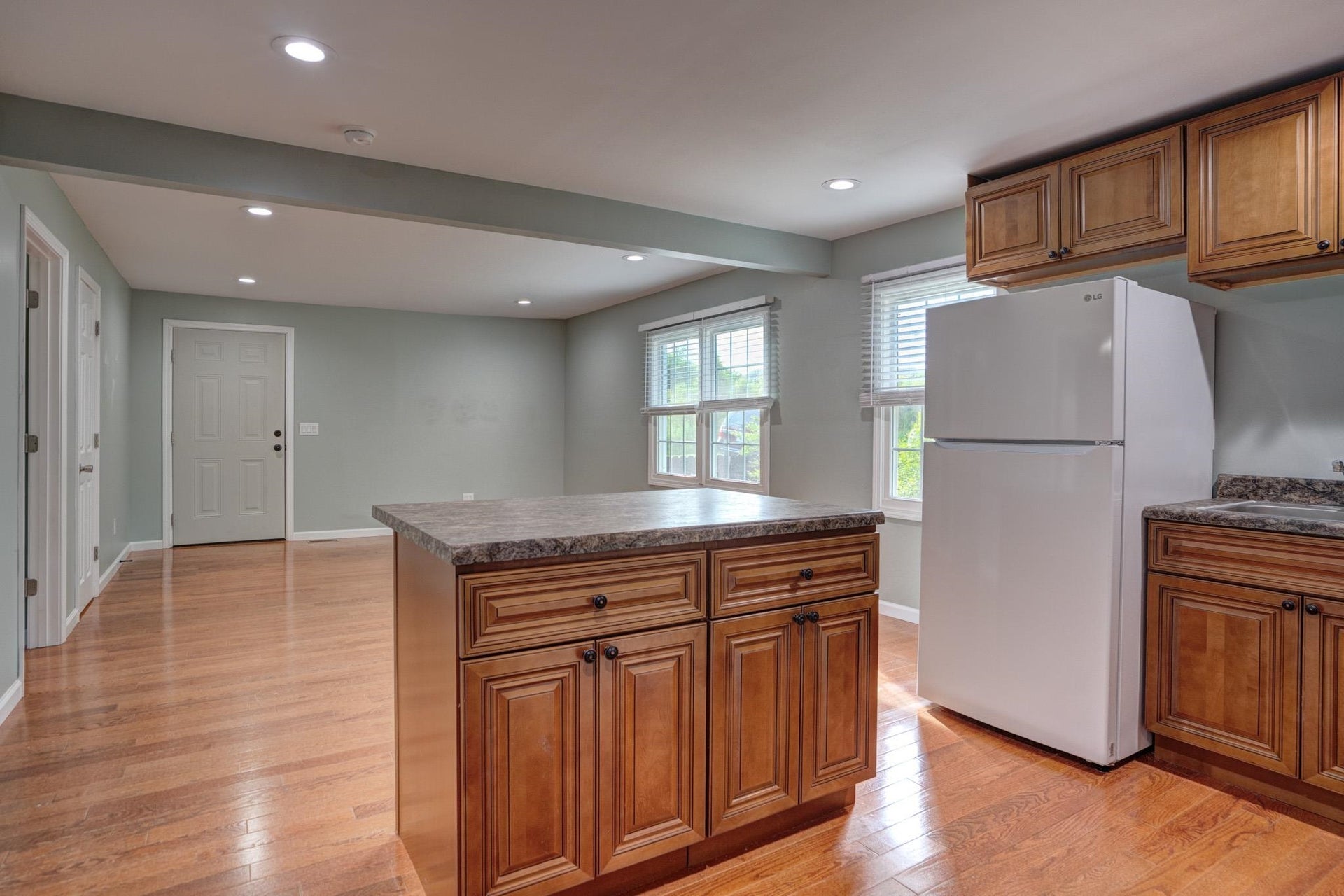 1215 MOOSE Drive, Christiansburg, VA 24073