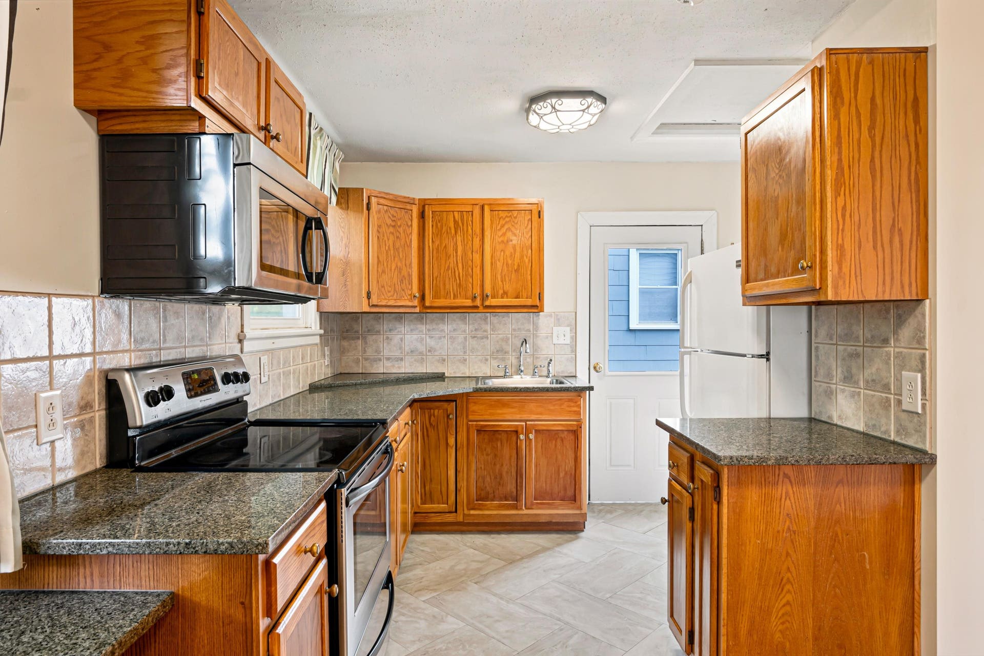 108 Monroe Street, Radford, VA 24141