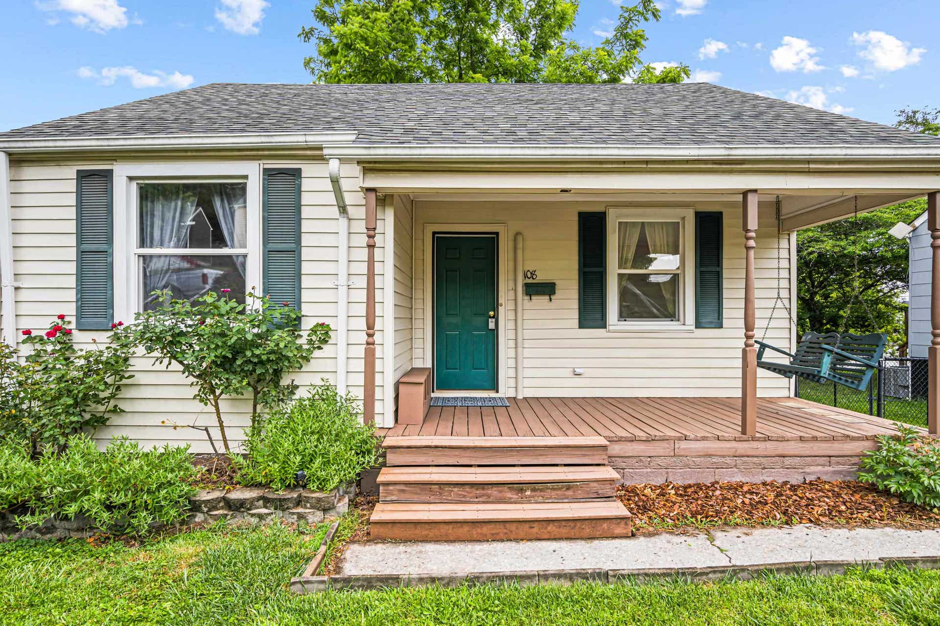 108 Monroe Street, Radford, VA 24141