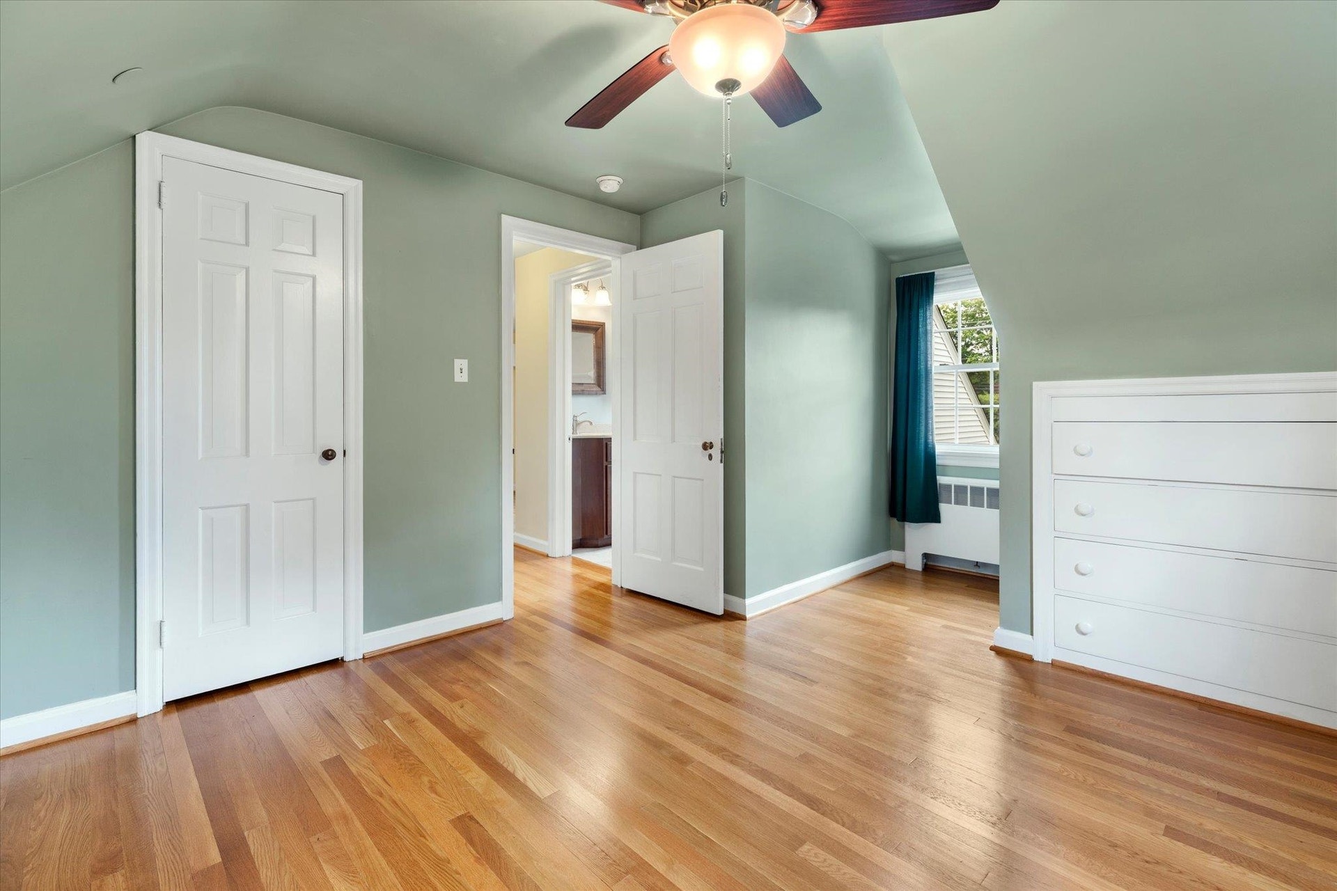 910 Preston Avenue, Blacksburg, VA 24060