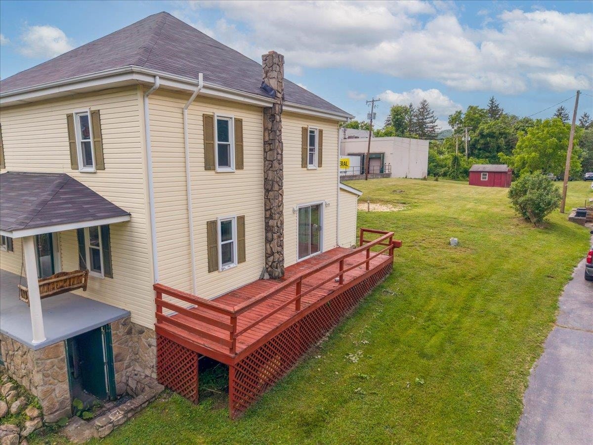 806 Church Avenue, Pearisburg, VA 24134