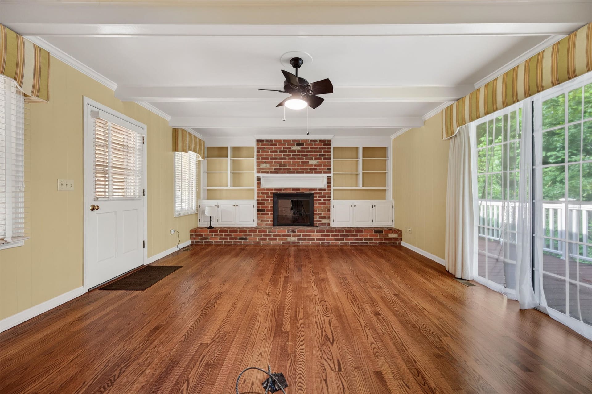 403 RIDGECREST Lane, Radford, VA 24141
