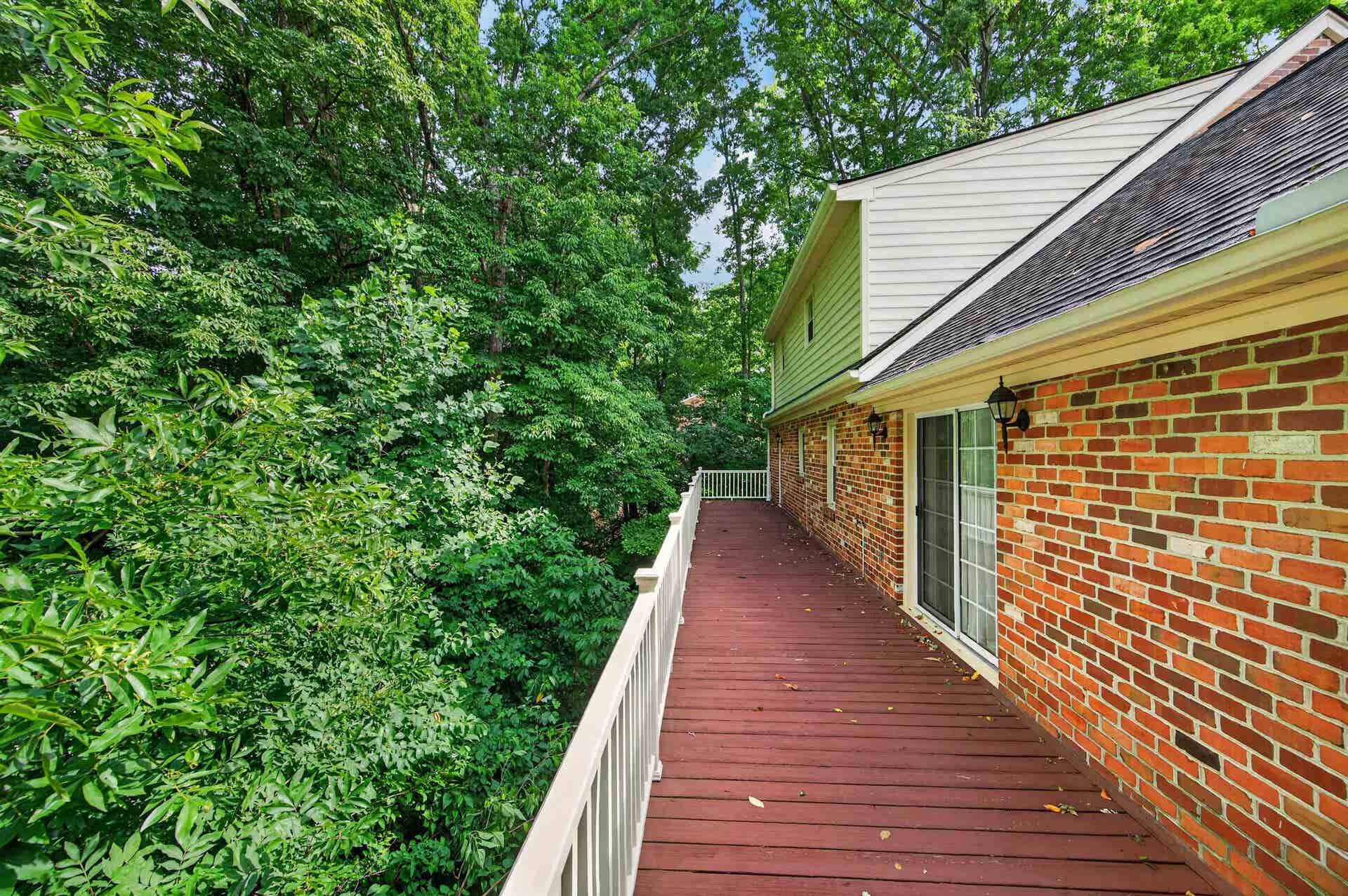 403 RIDGECREST Lane, Radford, VA 24141