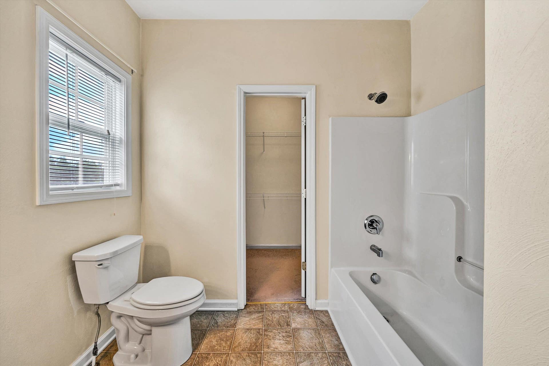 135 Wistaria Drive, Christiansburg, VA 24073