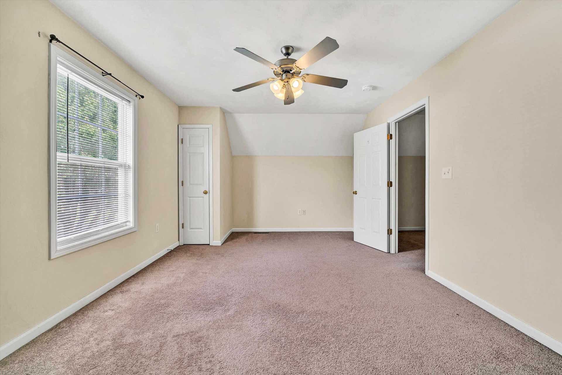 135 Wistaria Drive, Christiansburg, VA 24073