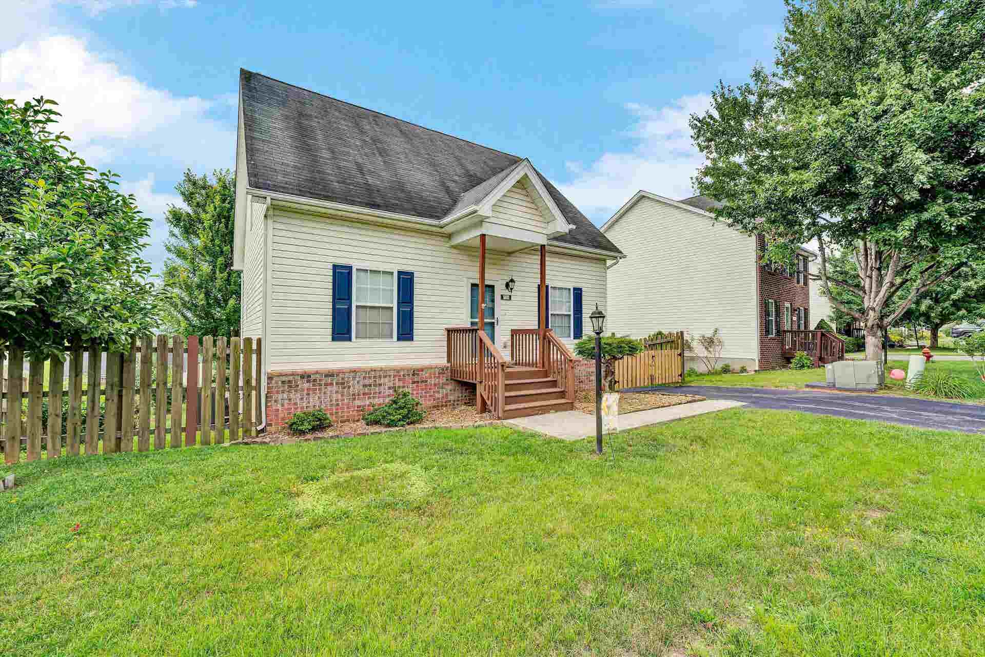 135 Wistaria Drive, Christiansburg, VA 24073
