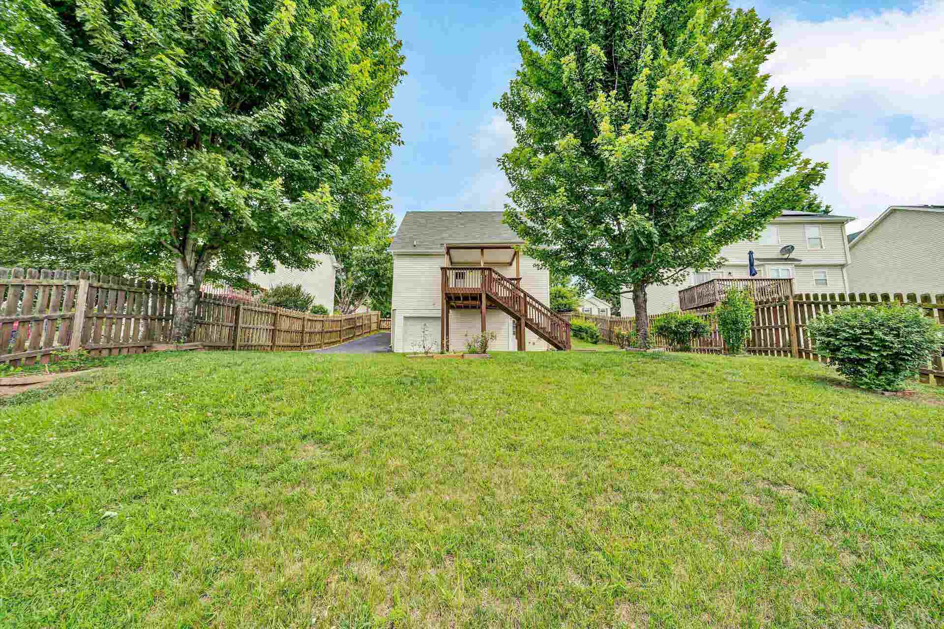 135 Wistaria Drive, Christiansburg, VA 24073