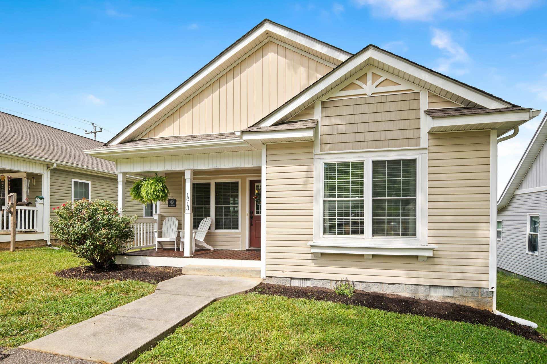 1813 Third Street, Radford, VA 24141