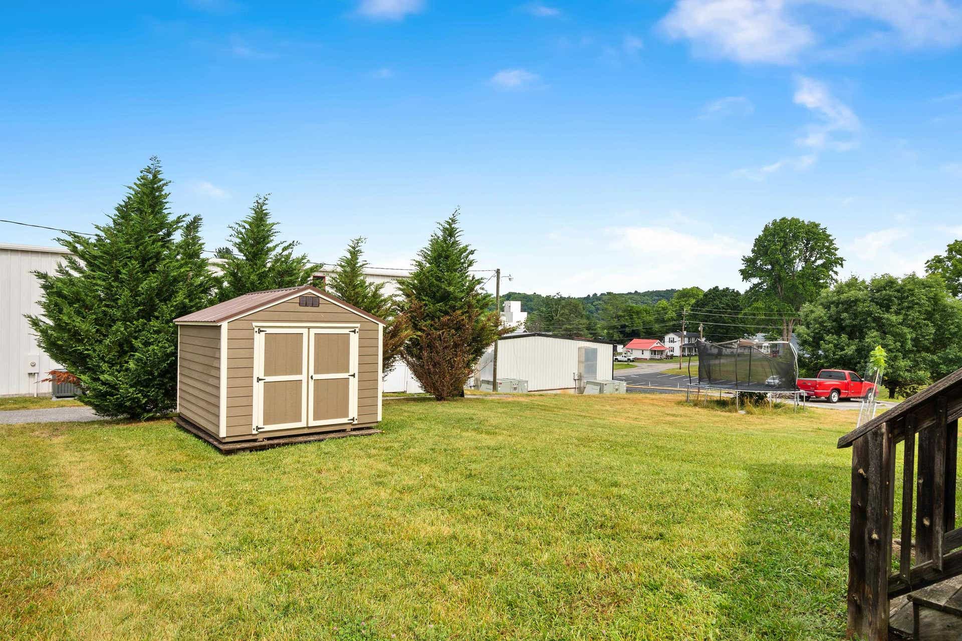1813 Third Street, Radford, VA 24141