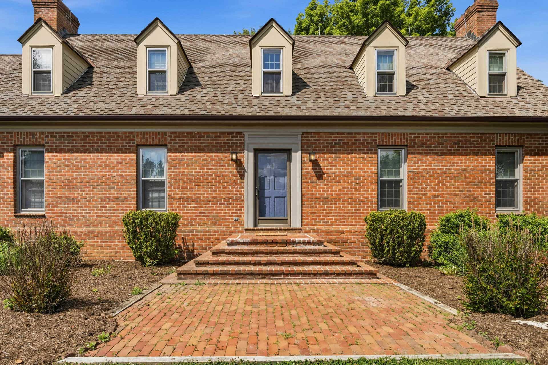 4299 Piney Woods Road, Christiansburg, VA 24073