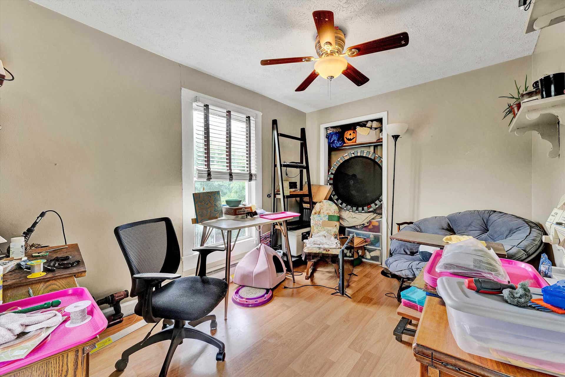 116 HAMMETT Avenue, Radford, VA 24141