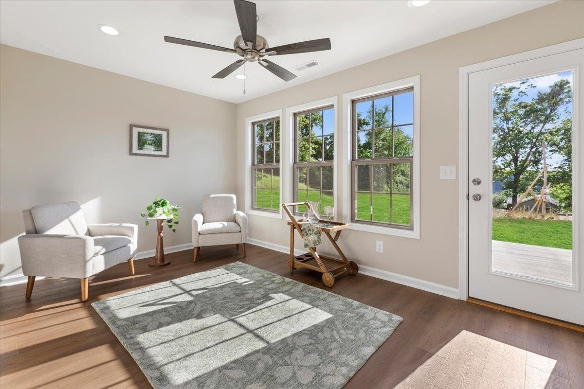 135 Naomi Lane, Radford, VA 24141