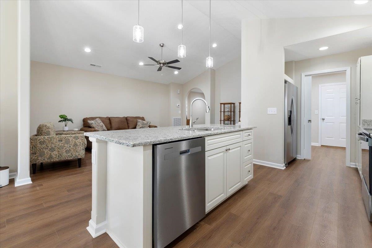 135 Naomi Lane, Radford, VA 24141