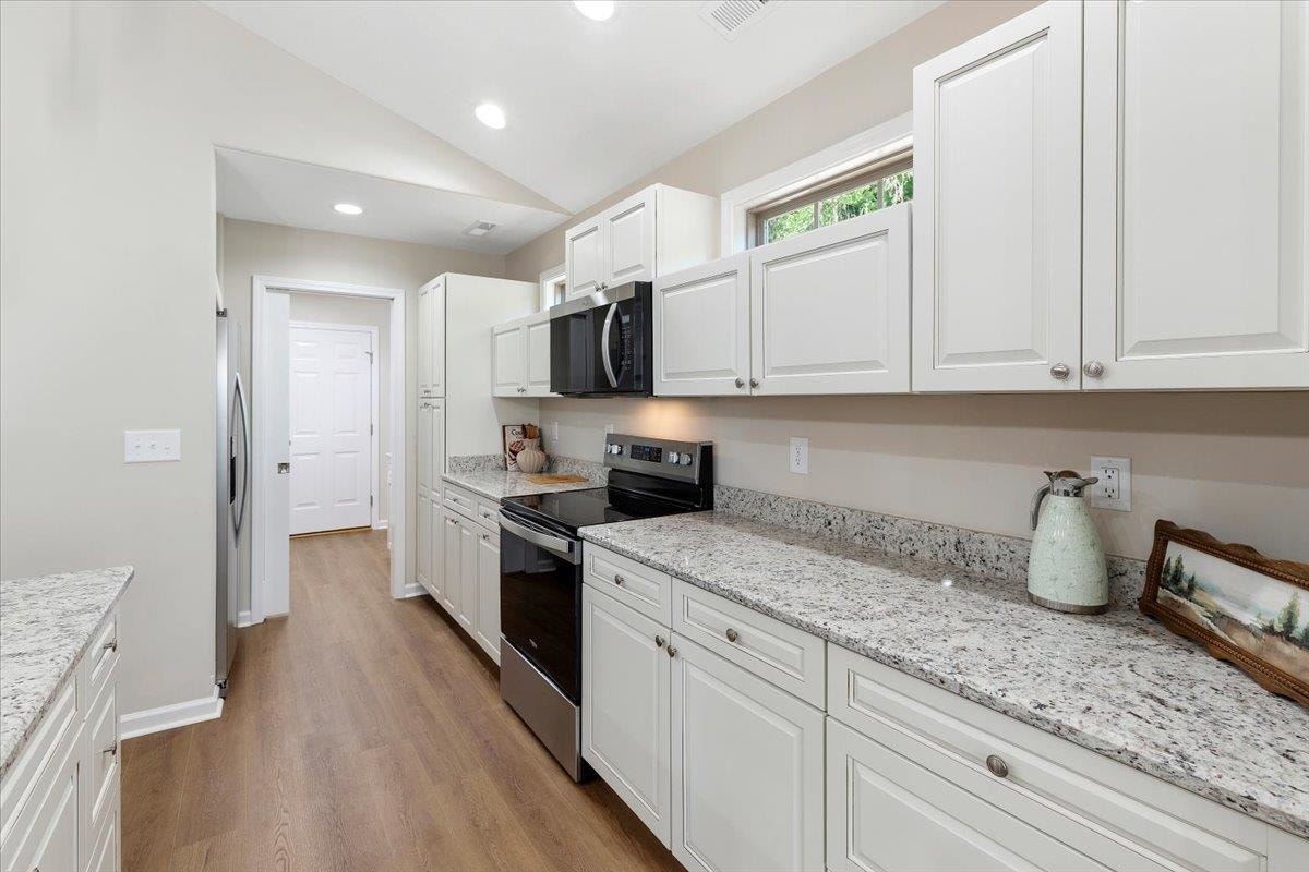 135 Naomi Lane, Radford, VA 24141