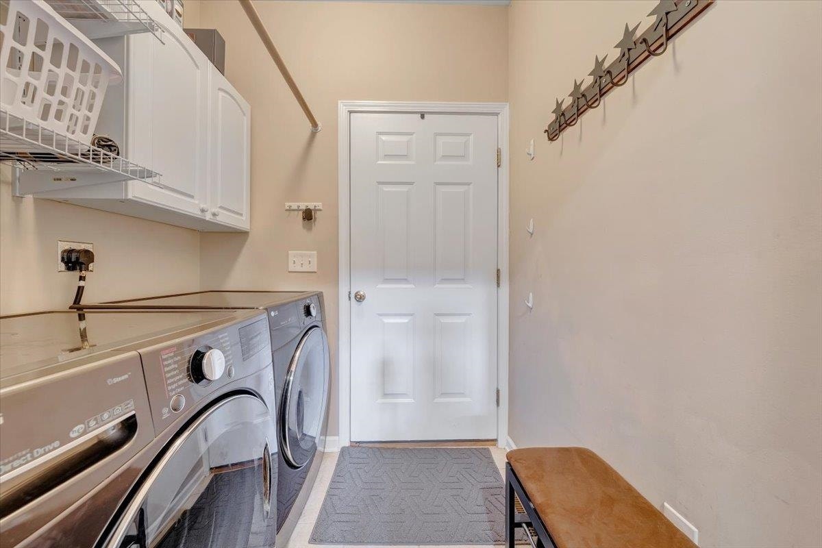 925 Village Way, Blacksburg, VA 24060