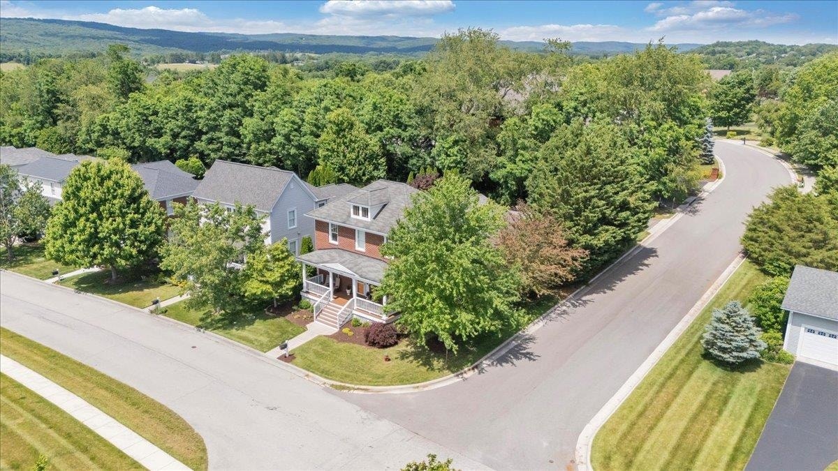925 Village Way, Blacksburg, VA 24060